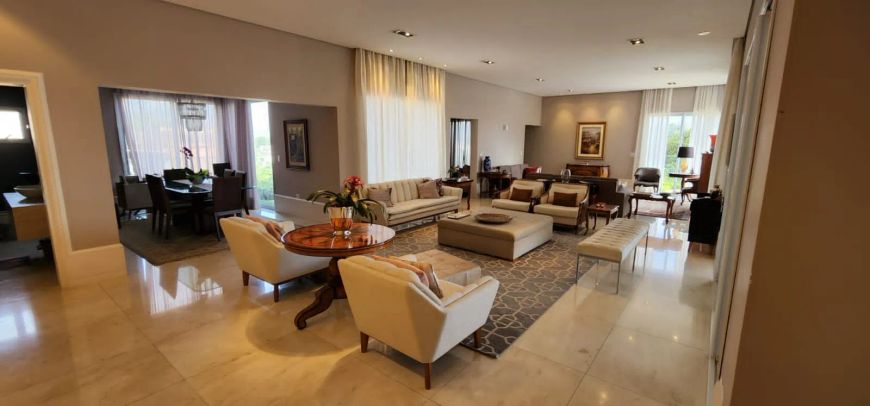 CASA À VENDA NO RESIDENCIAL TAMBORÉ 1 – ALPHAVILLE/BARUERI
