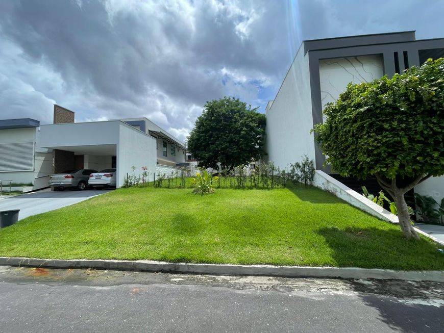 Lote no Residencial Renaissance para Venda