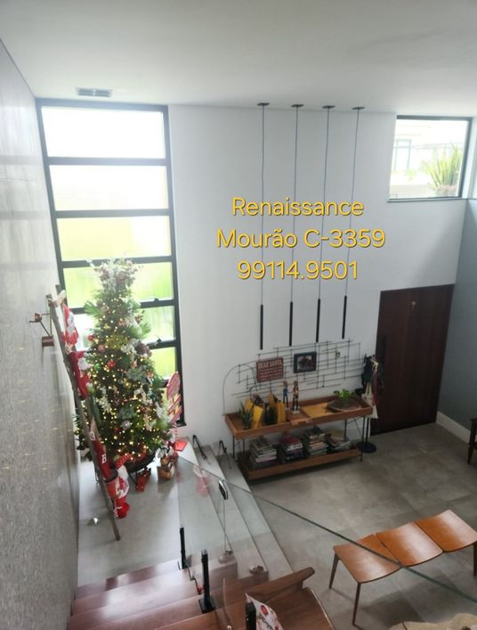 Duplex Alto Padrão no Renaissance. 4 suítes com água aquecida, escada em IPÊ. Fica na Rua Principal