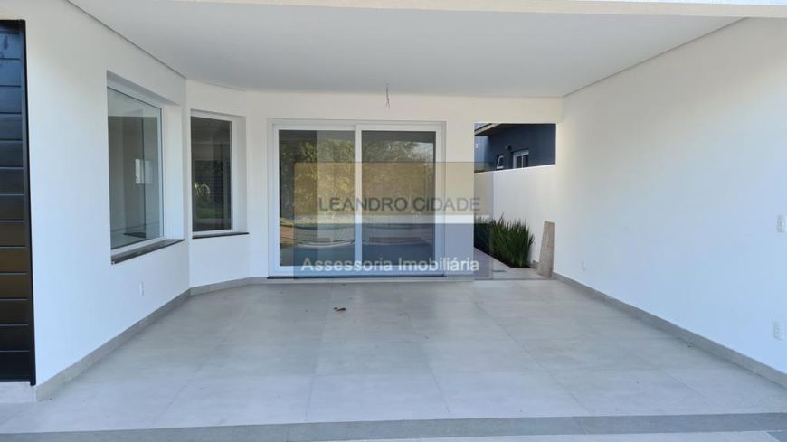Casa de condomínio 4 dormitórios - Bairro Condomínio Buena Vista