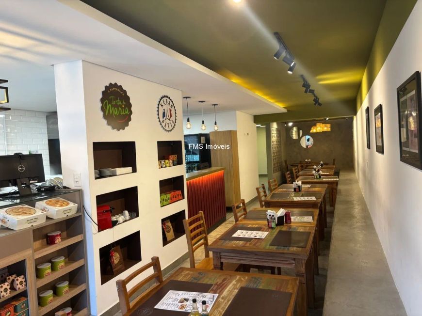 Loja com 100m2 na Vila Olímpia.