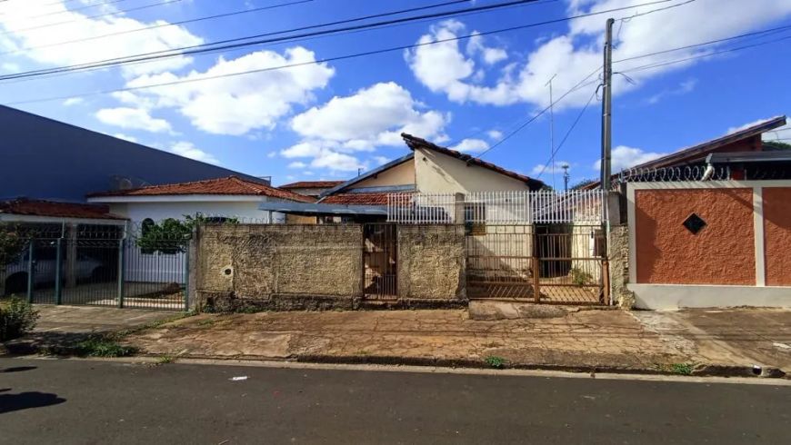 Casa Padrão em São Carlos
