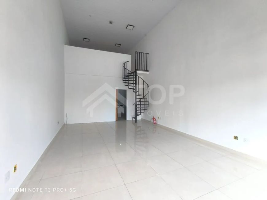 Excelente sala comercial com mezanino no Condomínio Acapulco Mall
