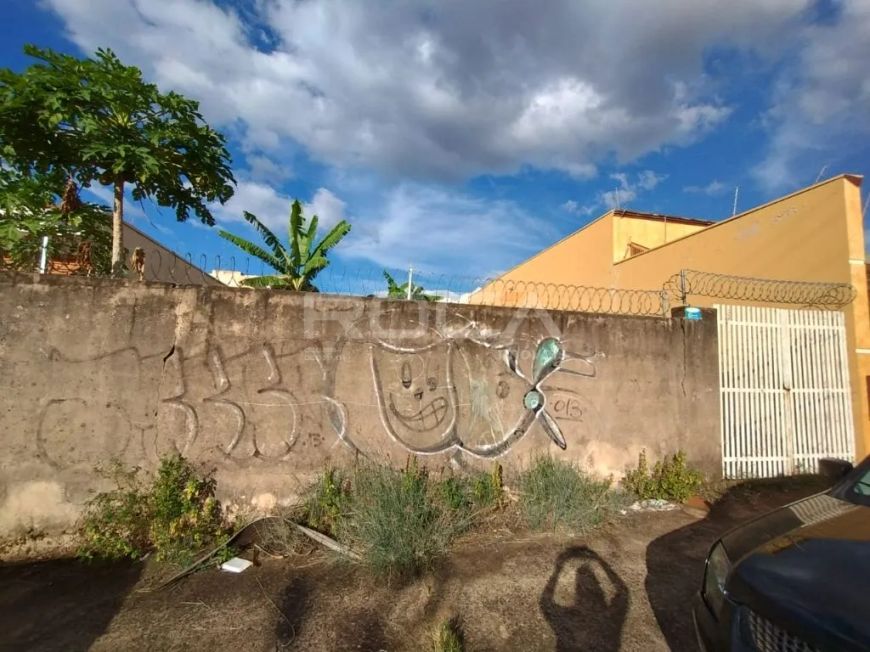 Terreno à venda no bairro Jardim Paraíso, São Carlos - Oportunidade imperdível!