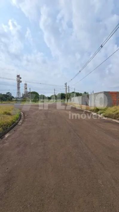 Venda de Terreno / Residencial na cidade de São Carlos