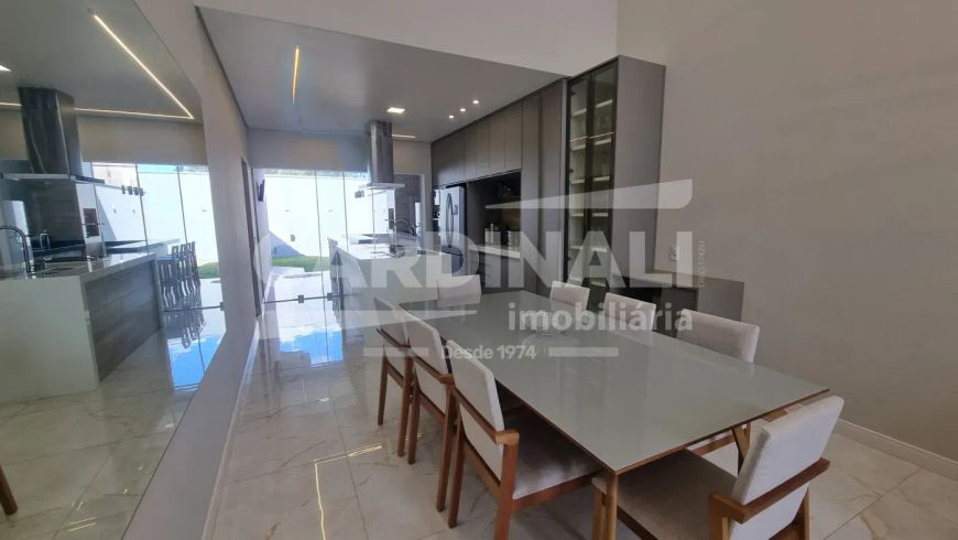 Casa Condomínio em São Carlos