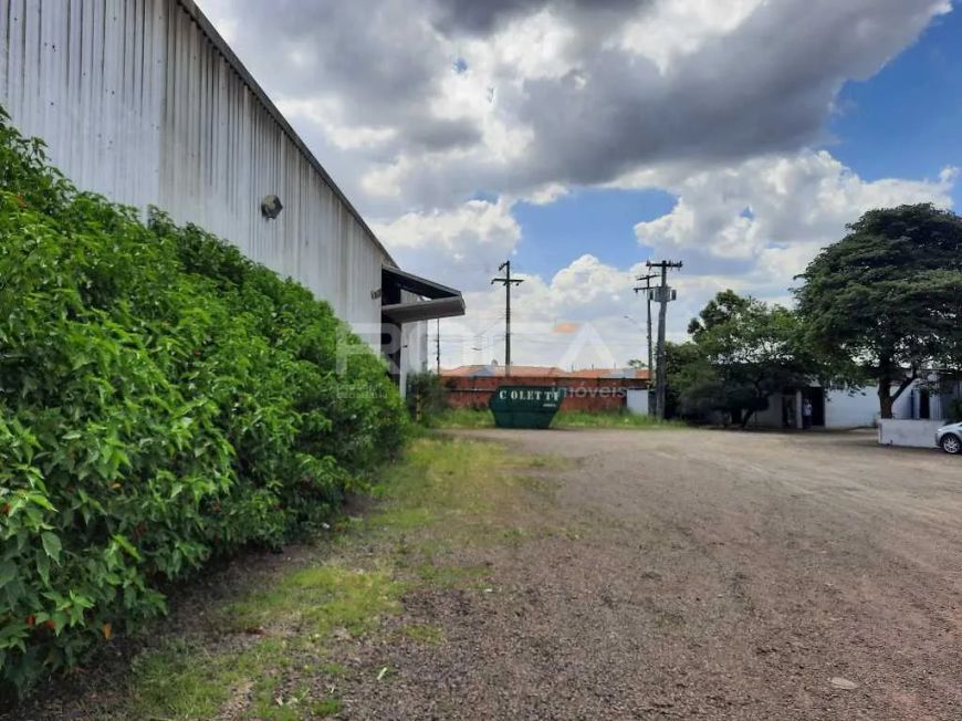 Locação de Industrial / Galpão na cidade de São Carlos