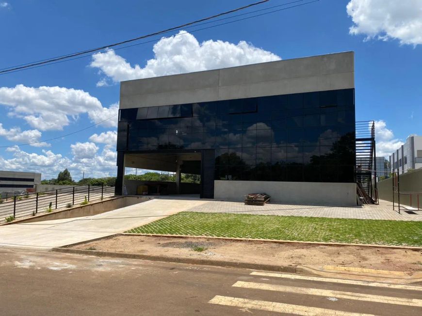 Galpão Condomínio ECOTEC I aluguel possui 838 metros quadrados