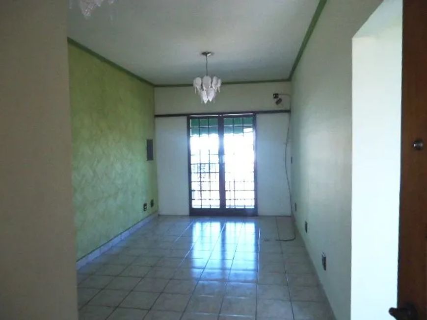 Casa com 2 dormitórios na Vila Boa Vista I próxima a Electrolux em São Carlos
