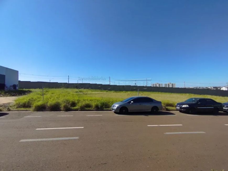 Comercial Terreno em São Carlos