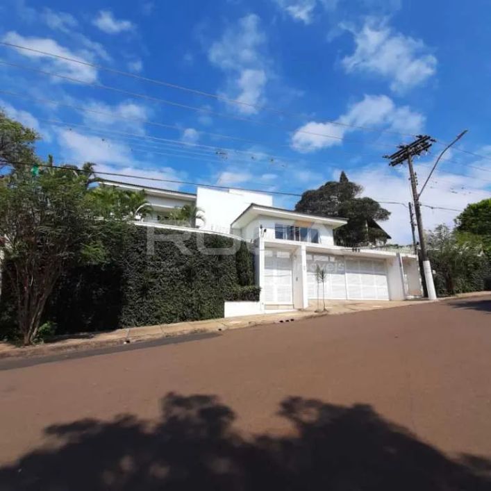 Venda de Casas / Padrão na cidade de São Carlos