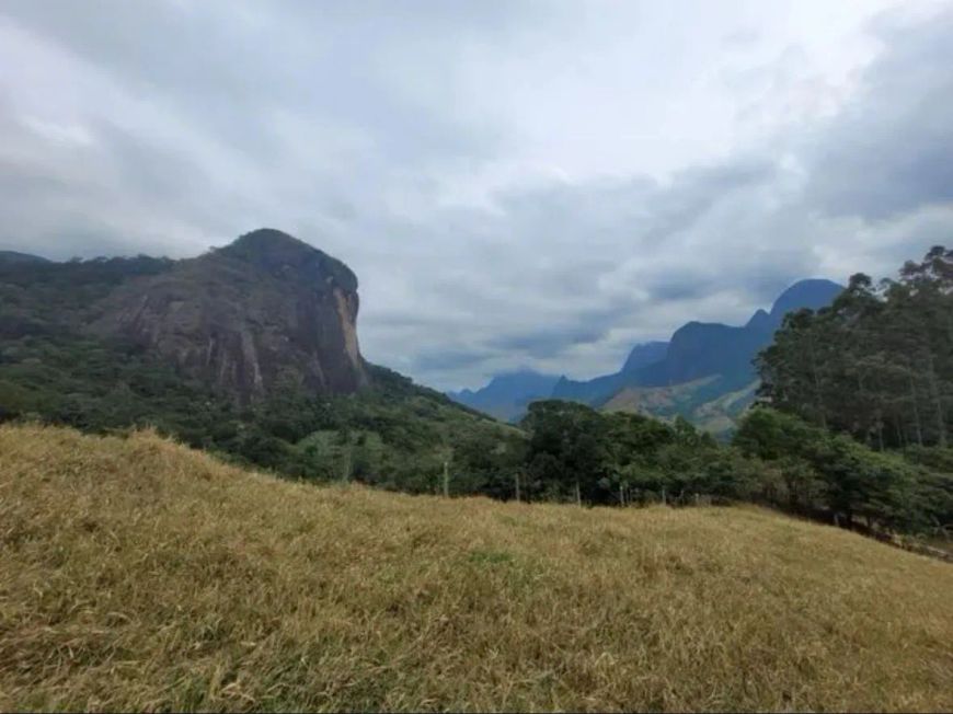 Terreno à Venda em Serra da Cruz - Macaé/RJ