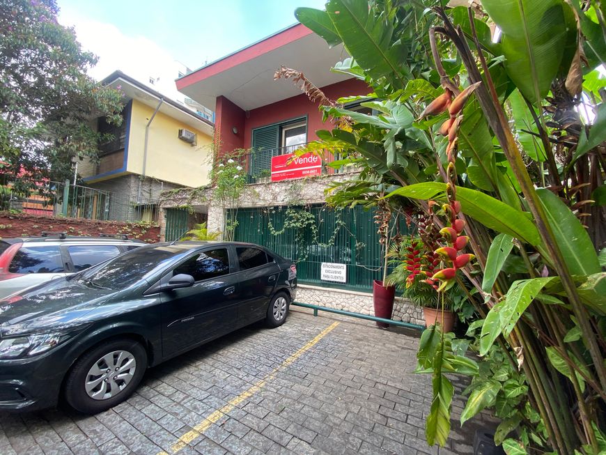 Sobrado para venda residencial/comercial, 350m2, 9 salas, 5 vagas