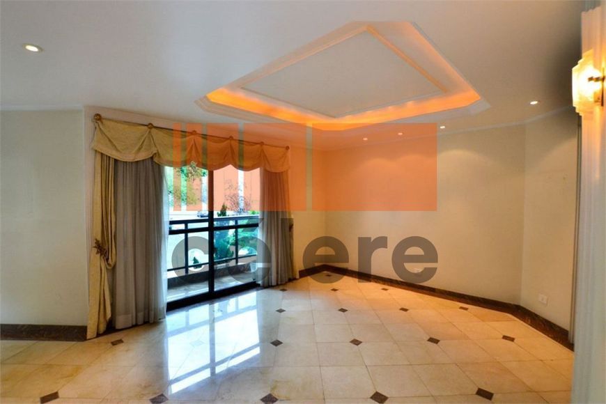 Lindo Apartamento no Ipiranga, em ótima localização, em Condomínio com 1 unidade por anda