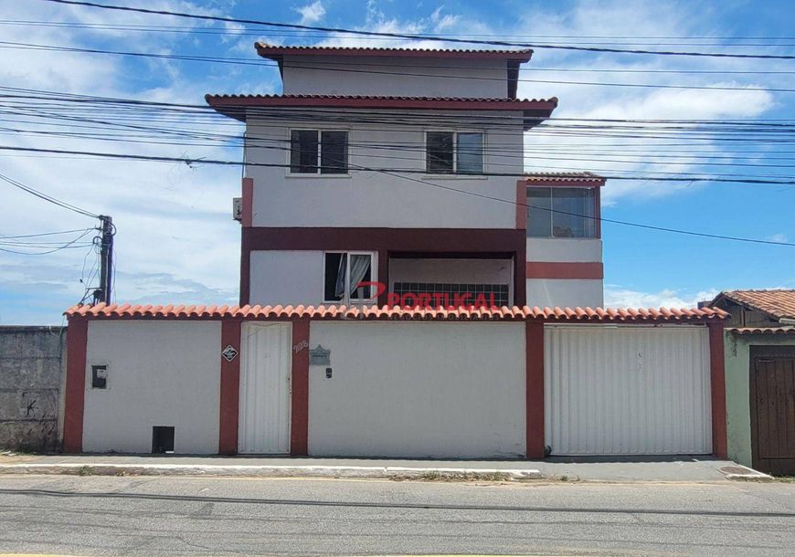 Casa com 5 dormitórios à venda, 114 m² por R$ 890.000,00 - Imbetiba - Macaé/RJ