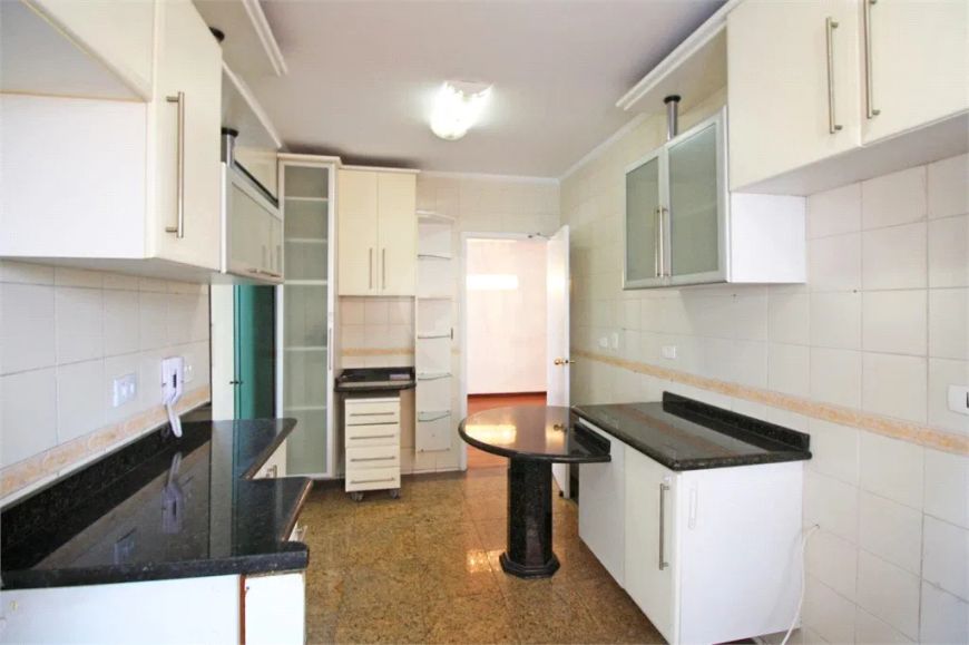 Apartamento com 4 quartos para locação em Pinheiros - SP