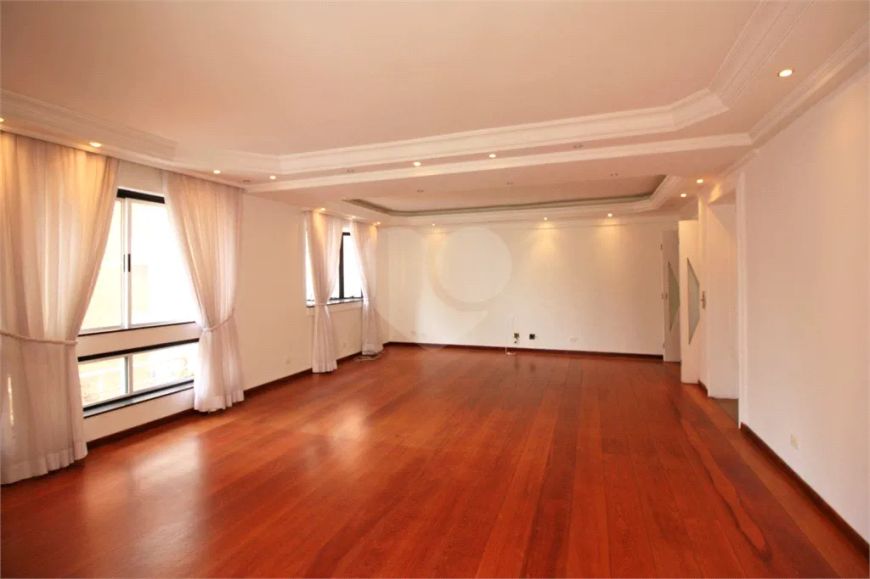 Apartamento com 4 quartos para locação em Pinheiros - SP