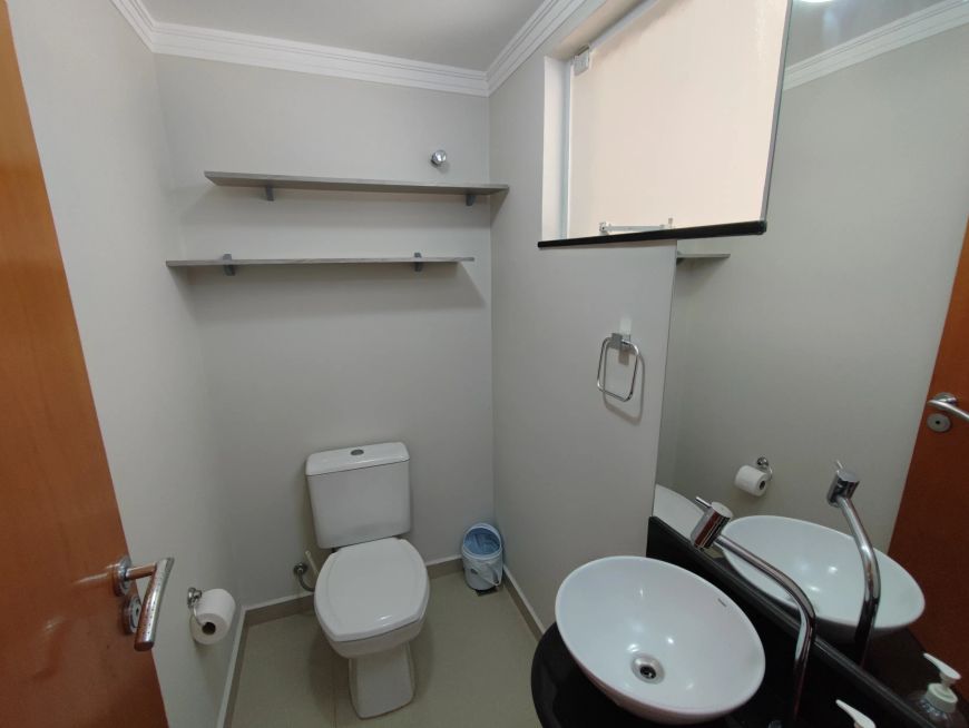 Casa de condomínio para venda com 190 metros quadrados com 3 quartos