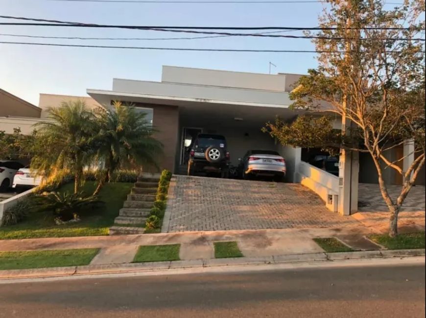 Casa no condomínio Jd Residencial Terra Nobre para venda com 3 quartos, sendo 3 suítes, 180m²