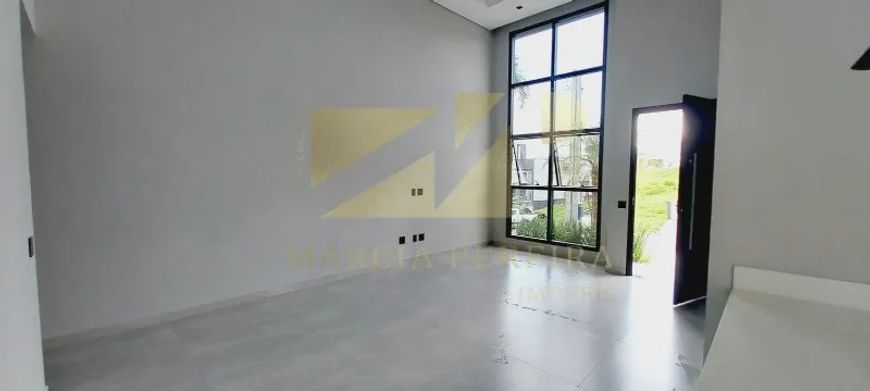 CASA À VENDA NO CONDOMÍNIO RESIDENCIAL MILANO