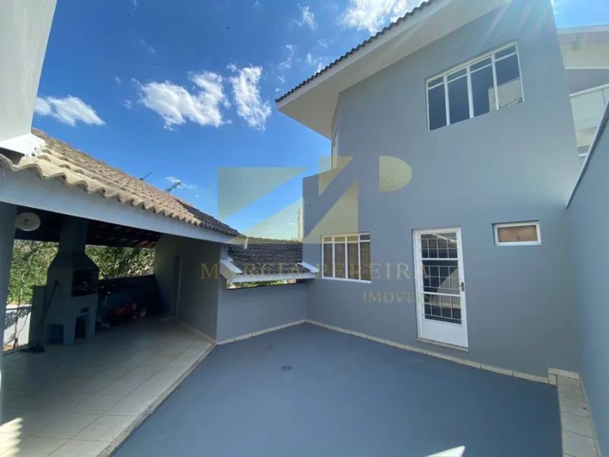 CASA À VENDA NO CONDOMÍNIO PORTAL DE ITAICI