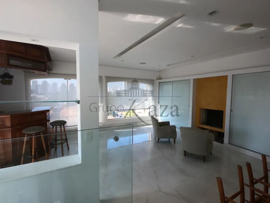 Cobertura Duplex - Brooklin - 3 Dormitórios - 287m².