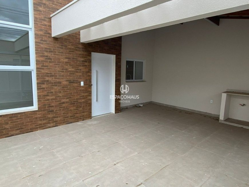 Casa pra Venda no bairro Jardim Veneza