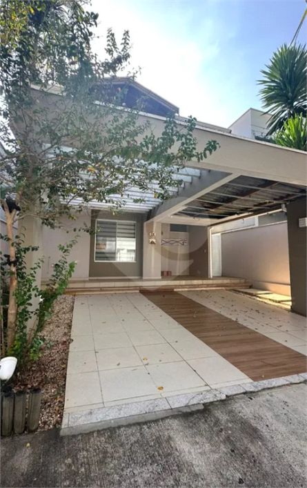 Condomínio com 3 quartos à venda em Villaggio Di Itaici - SP