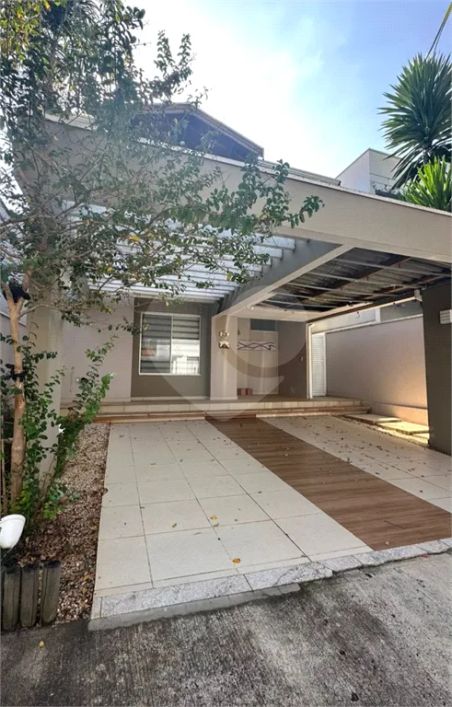 Condomínio com 3 quartos à venda em Villaggio Di Itaici - SP