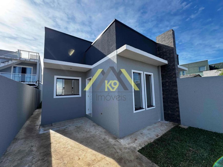 CASAS NO GUARAITUBA EM COLOMBO
