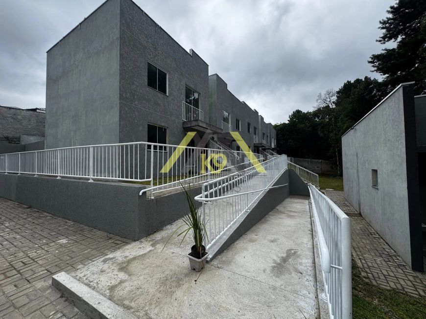 APARTAMENTO COM SACADA NO PARQUE DO EMBU EM COLOMBO