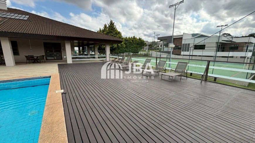 Terreno 19x50 em condomínio com piscina