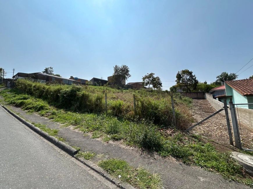 Terreno comercial com 1.080m²