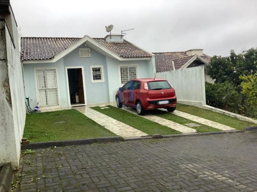 Casa para Venda em Colombo, GUARAITUBA, 3 dormitórios, 1 suíte, 2 banheiros, 2 vagas
