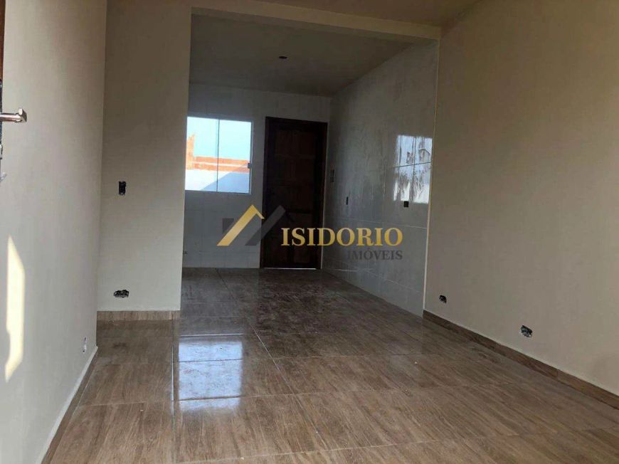 EXCELENTE CASA NOVA! 03 QTOS., VAGA DE GARAGEM, BEM LOCALIZADO.
