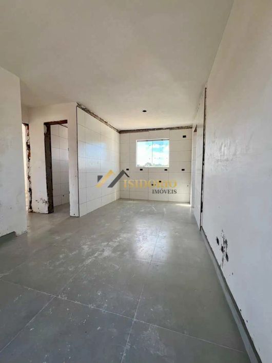 APARTAMENTO NOVO EM COLOMBO! 02 QUARTOS, SACADA,GARAGEM COBERTA