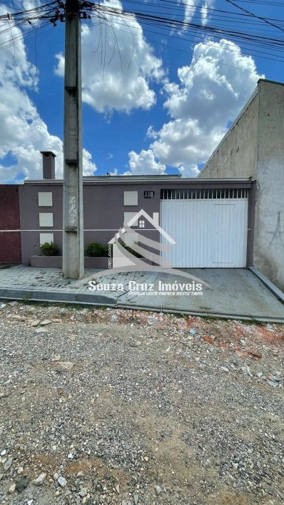 Casa Frente para Rua - 02 Quartos - Ótima Localização.