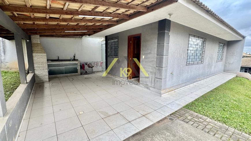CASA EM CONDOMÍNIO FECHADO NO PARQUE DO EMBU SEMI-MOBILIADA EM COLOMBO