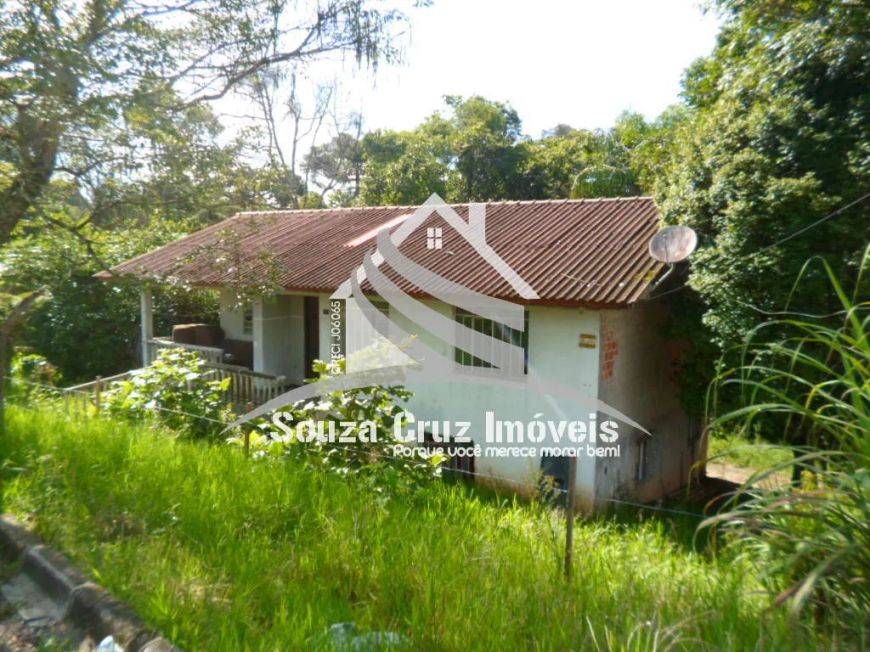 Casa em Alvenaria em um terreno de 490,00 m².