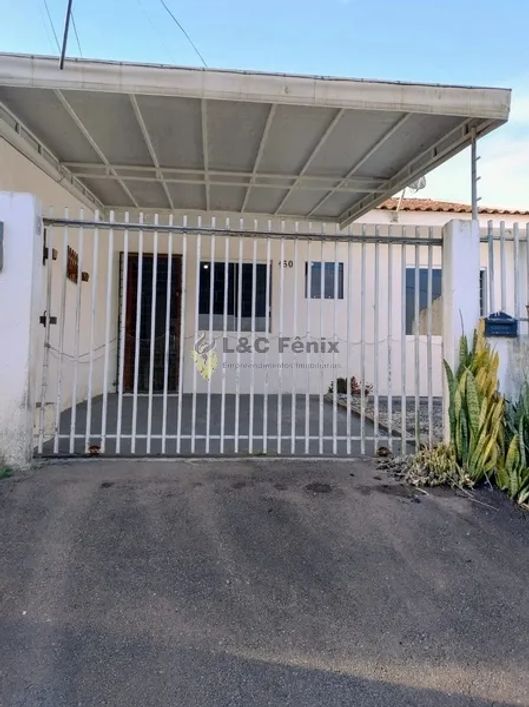 CASA COM 03 DORMITÓRIOS