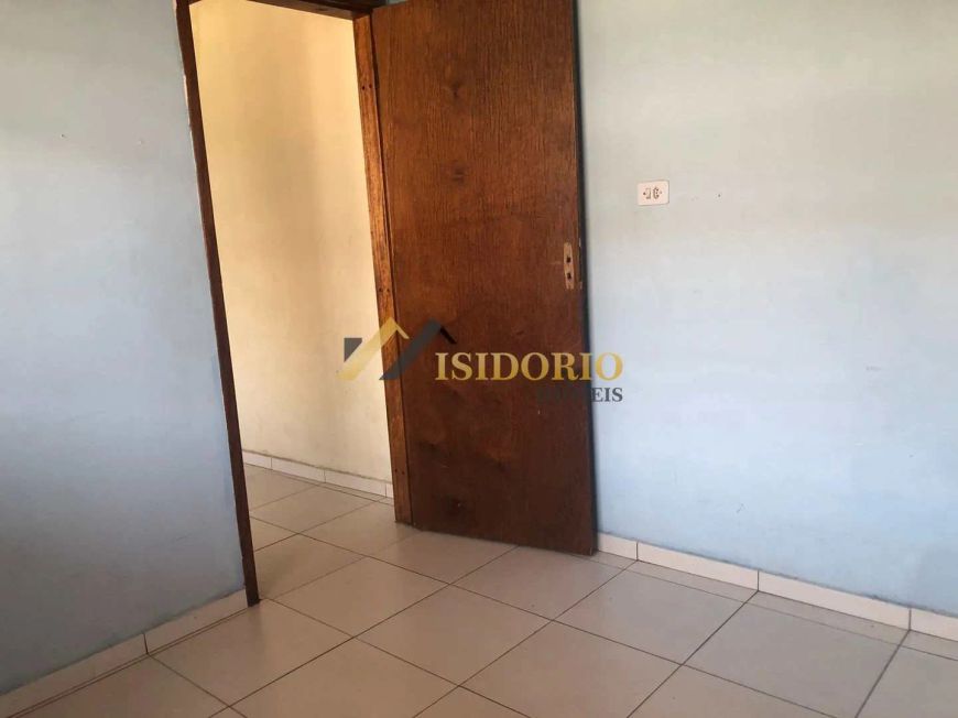 ÓTIMA CASA! 432m² DE ÁREA TOTAL, BEM LOCALIZADO