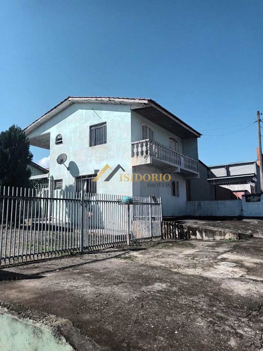 ÓTIMO SOBRADO!!! 450m² DE ÁREA TOTAL, 03 QTOS., SACADA