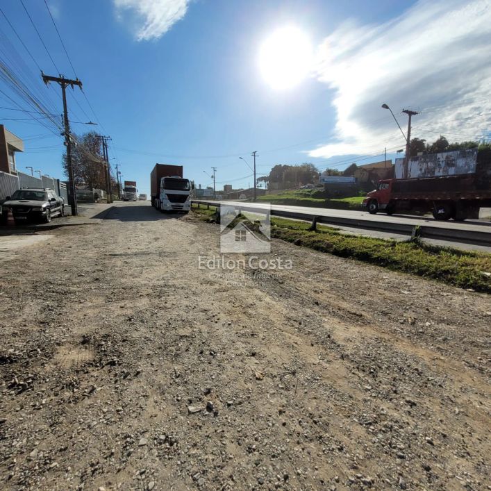 Terreno de frente para rodovia uva em Colombo