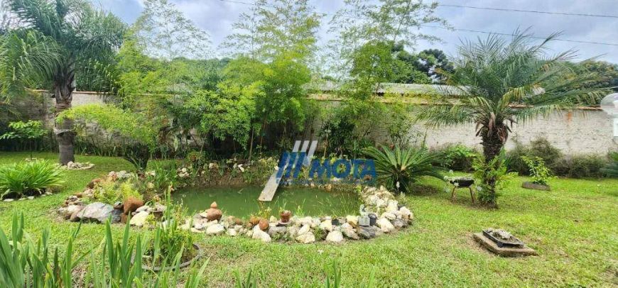 Chácara à venda Colombo, Casa sede com área 180,00m2, tanque rio, frente para asfalto, 3.239,60m2