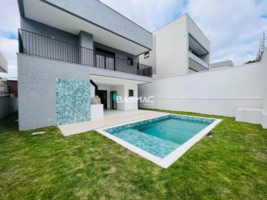 CASA EM CONDOMÍNIO com 4 dormitórios à venda com 360m² por R$ 2.500.000,00 no bairro Campo Pequeno -