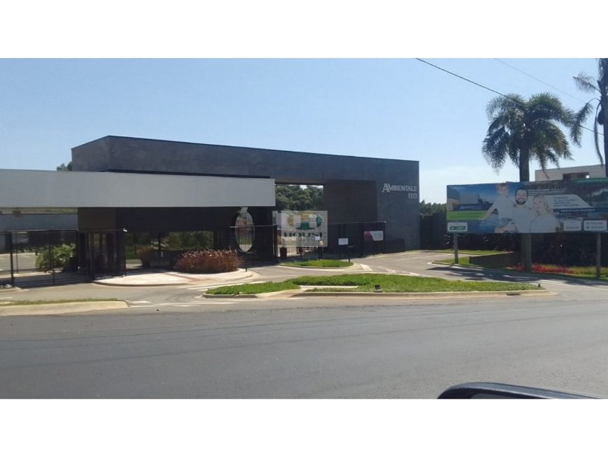 Lote urbano COLOMBO