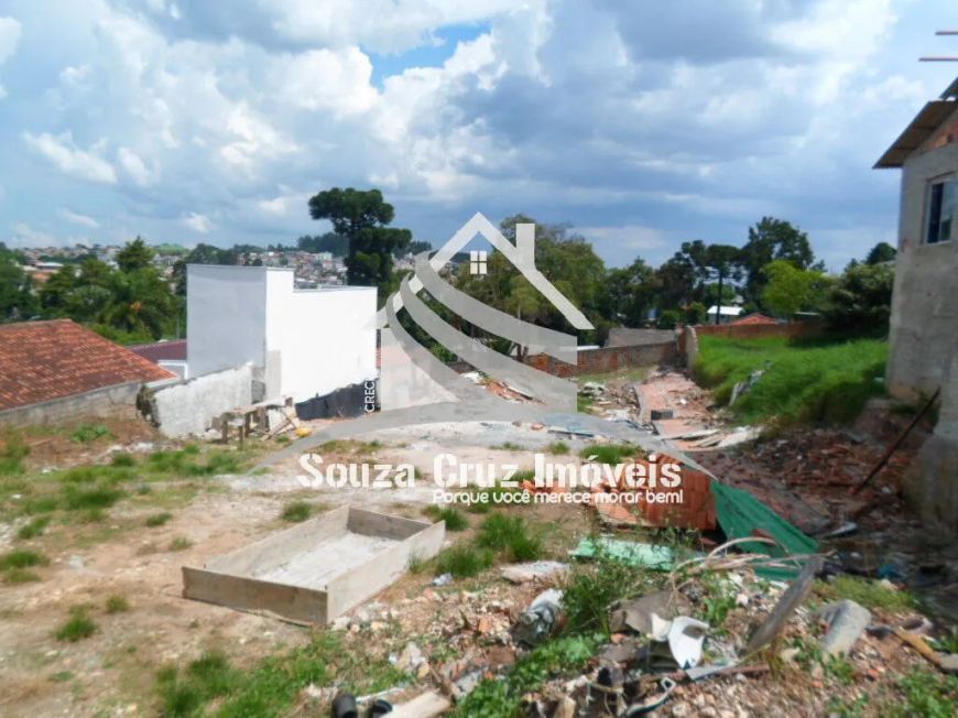 Terreno Medindo 14,00 X 40,00 = 560,00 m²..