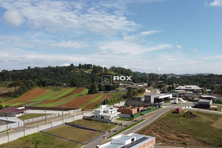 Terreno em condomínio à venda, 758 m² por R$ 640.000