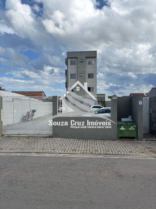 Apartamento no 4º Andar - Sacada com Churrasqueira.