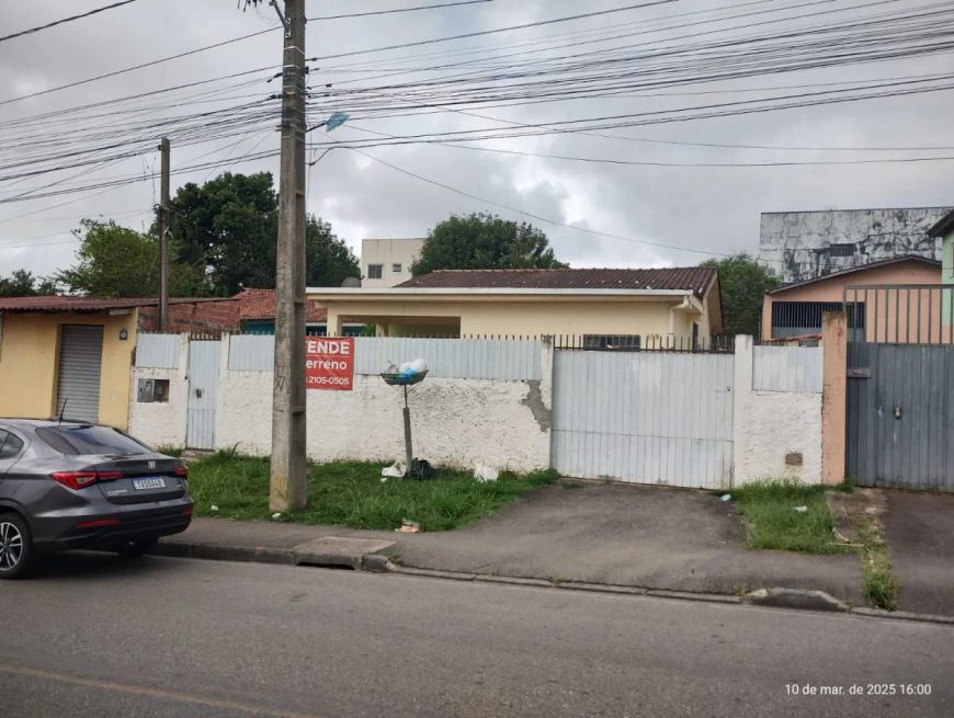 Terreno com 579 m² no Guaraituba